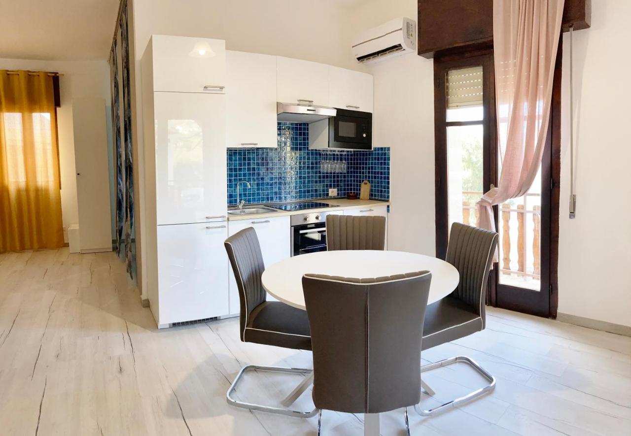 Noemi Villa Agnone Bagni Buitenkant foto
