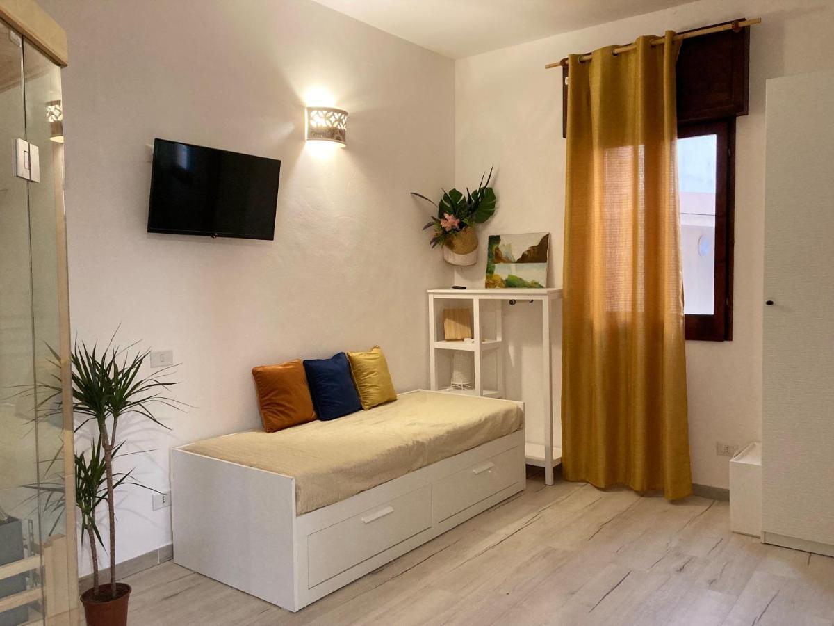 Noemi Villa Agnone Bagni Buitenkant foto
