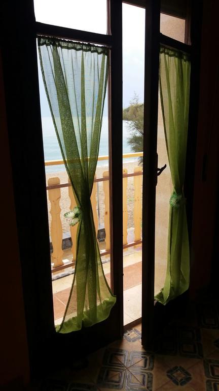 Noemi Villa Agnone Bagni Buitenkant foto