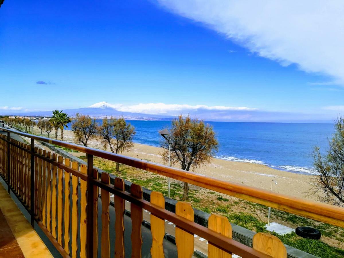 Noemi Villa Agnone Bagni Buitenkant foto