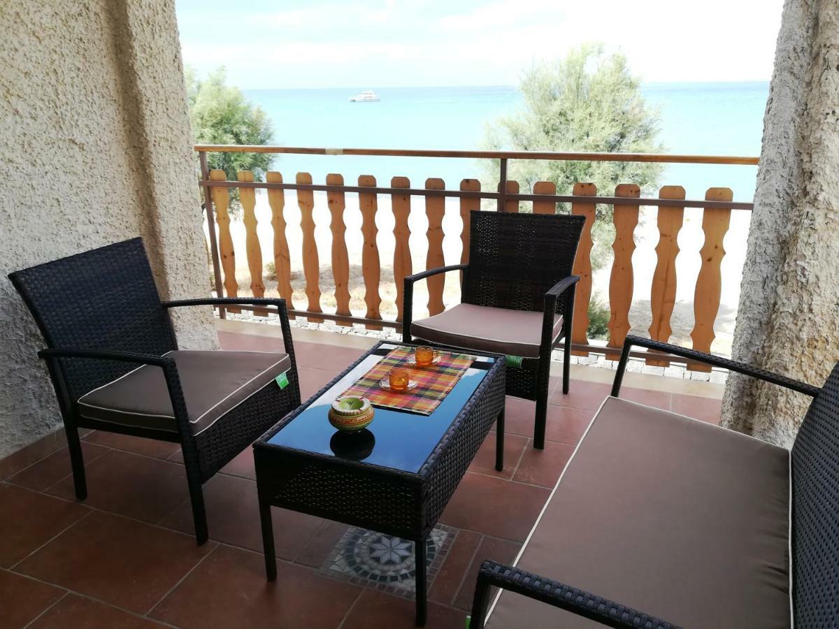 Noemi Villa Agnone Bagni Buitenkant foto